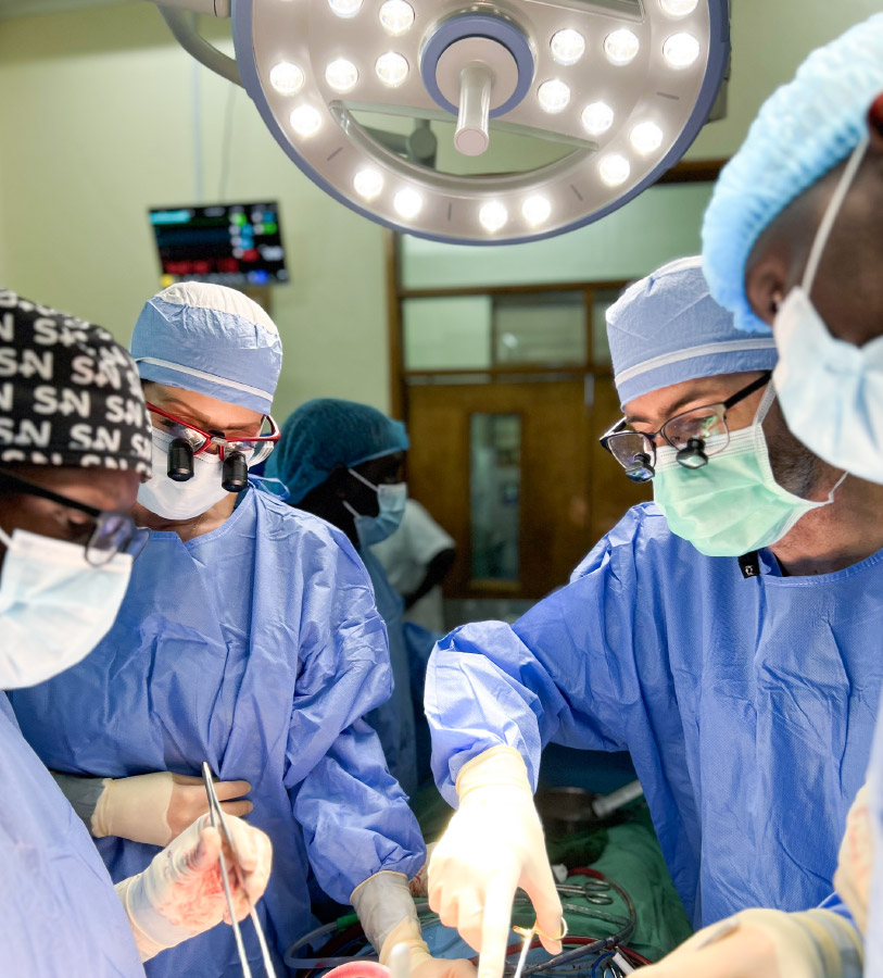 Doctors Performing Surgery Doctors Performing Surgery